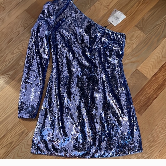 Bardot One Shoulder Sequin Dress Blue/Purple NWT size 8 - Picture 4 of 4